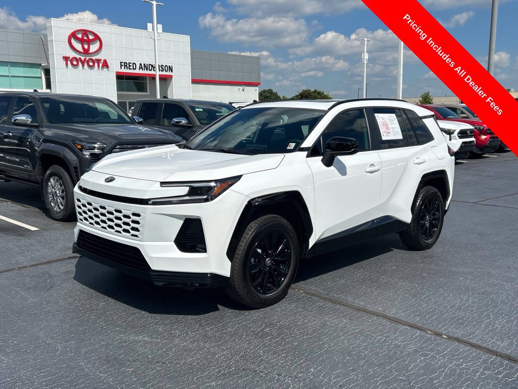 Used 2026 Toyota RAV4 SE w/ Convenience Package FWD image 1