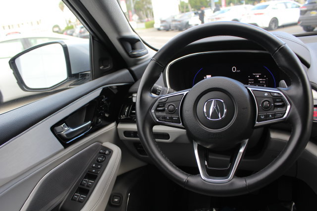 Used 2025 Acura MDX w/ Technology Package FWD image 43