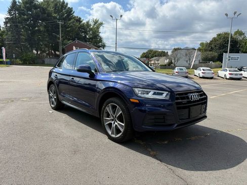 Used 2019 Audi Q5 2.0T Premium Plus w/ Premium Plus Package image 3