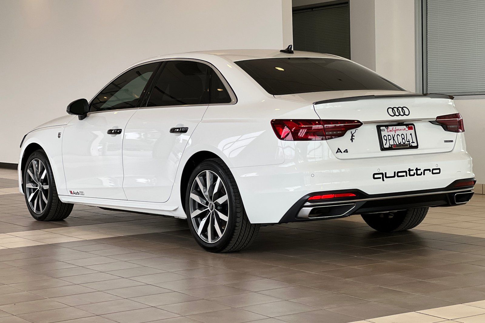Used 2021 Audi A4 2.0T Premium Plus w/ Premium Plus Package AWD/4WD image 6