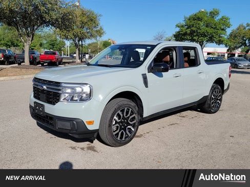 Used 2024 Ford Maverick Lariat image 1