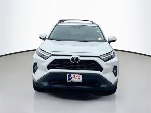 Used 2025 Toyota RAV4 XLE Premium image 2