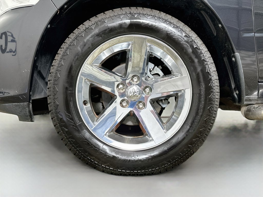 Used 2016 RAM 1500 Express RWD image 30