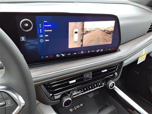 New 2026 Chevrolet Tahoe Premier image 18