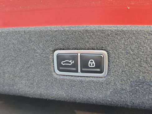 New 2023 Hyundai Ioniq 6 SEL image 18