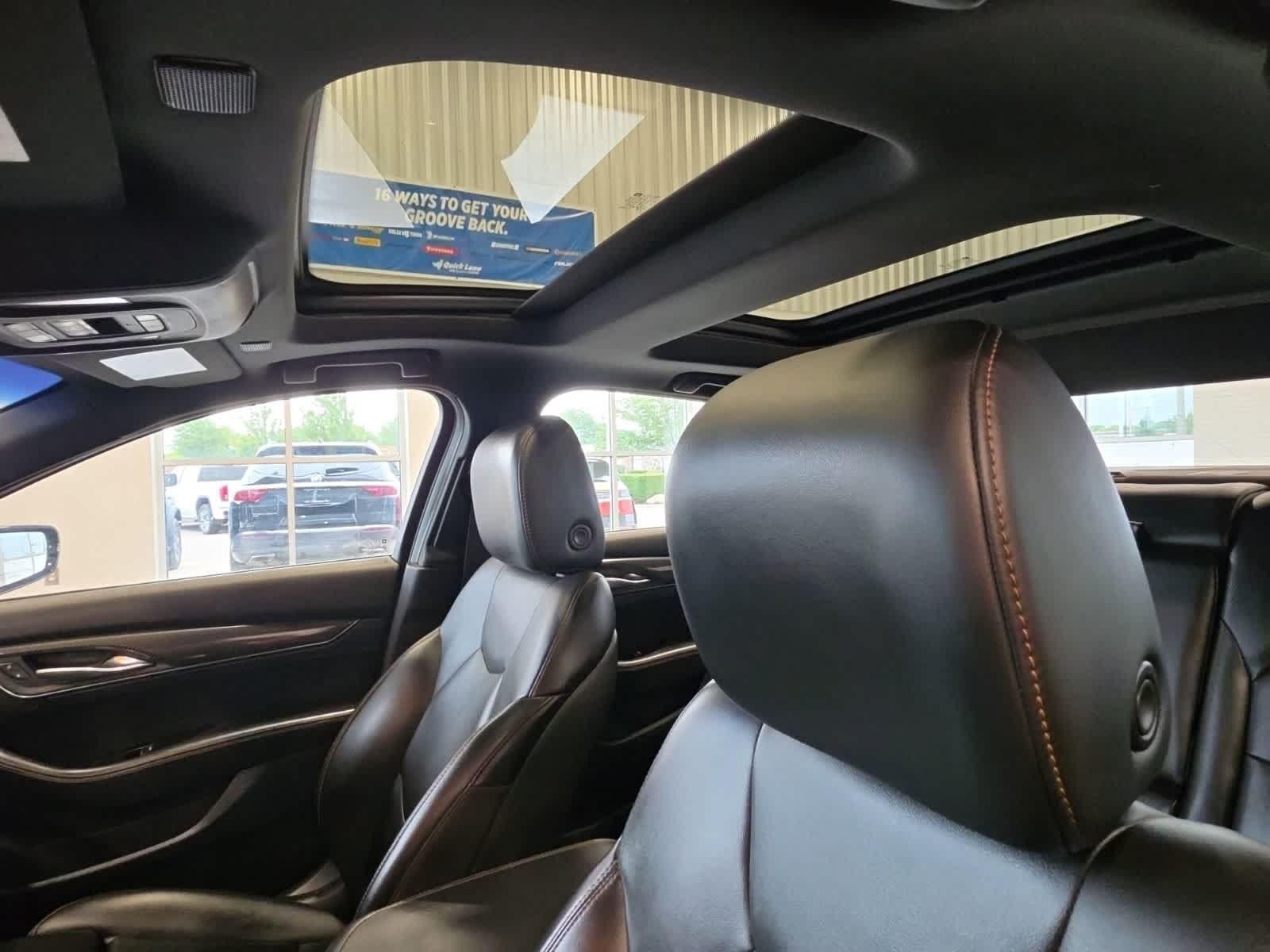 Used 2021 Cadillac CT5 Sport w/ Lighting Package AWD/4WD image 18
