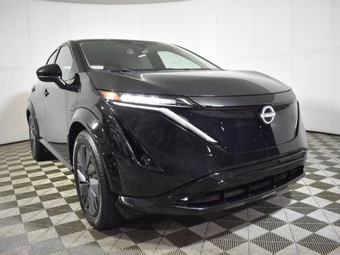 Certified 2023 Nissan Ariya AWD image 3