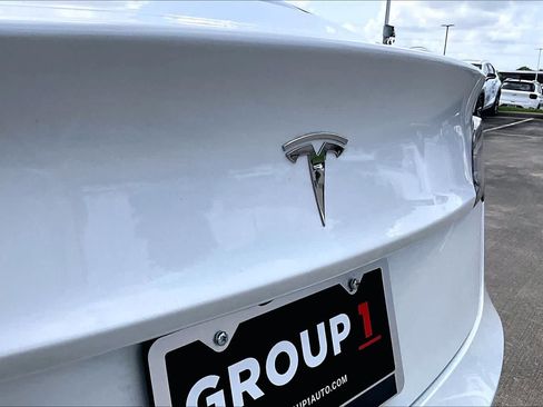 Used 2022 Tesla Model 3 Standard Range RWD image 28