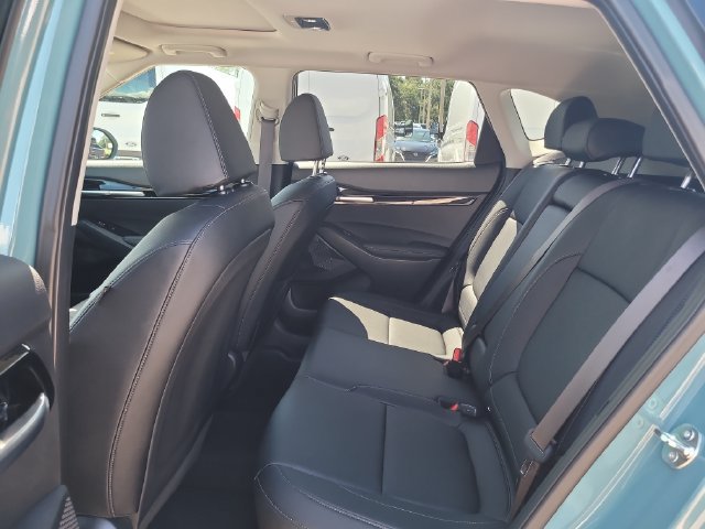 Used 2025 Kia Seltos EX w/ EX Sunroof Package FWD image 13