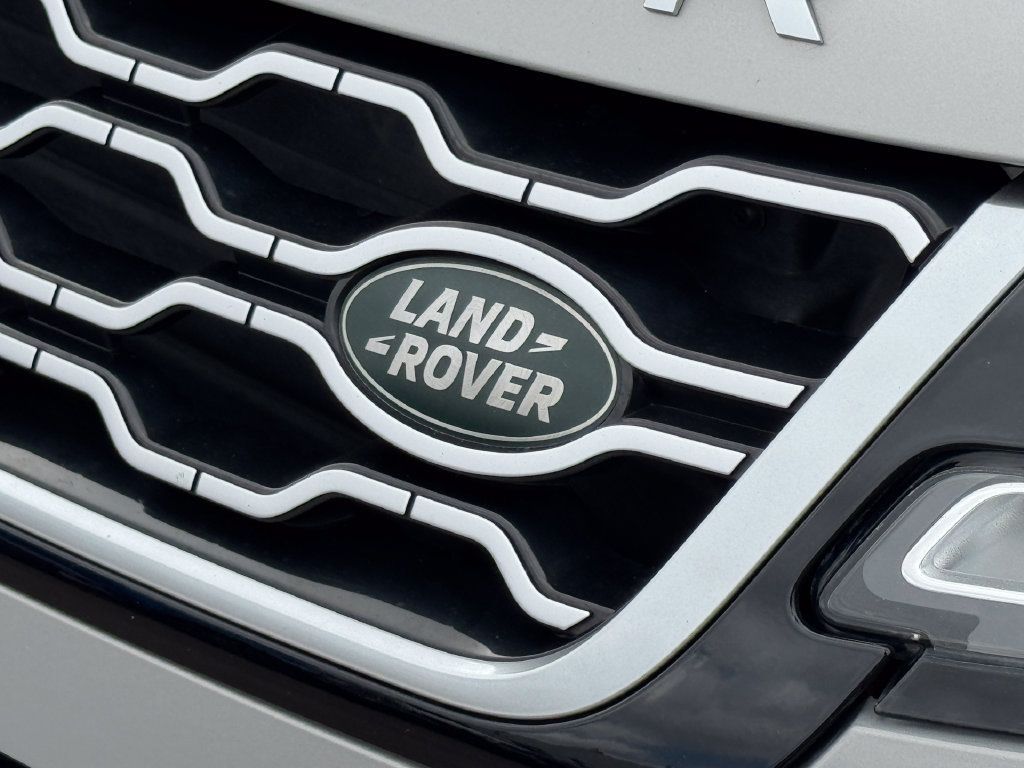 Used 2020 Land Rover Range Rover Evoque S AWD/4WD image 9