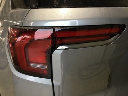 New 2026 GMC Terrain AT4 w/ Convenience Package III image 19