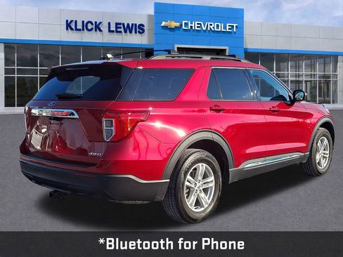 Used 2023 Ford Explorer XLT image 7