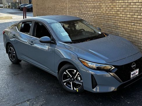 New 2025 Nissan Sentra SV image 4