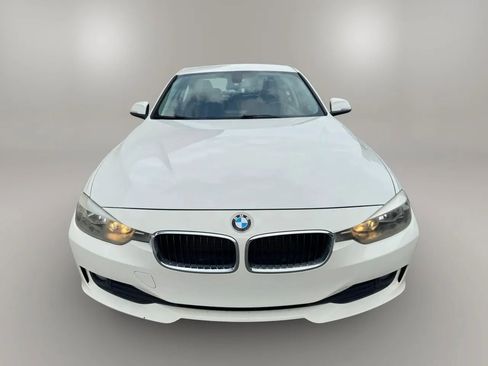 Used 2015 BMW 320i Sedan RWD image 3