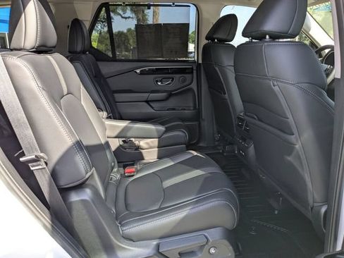 Certified 2023 Honda Pilot EX-L image 40