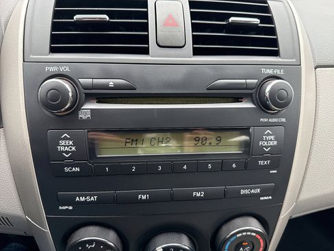 Used 2010 Toyota Corolla S FWD image 42