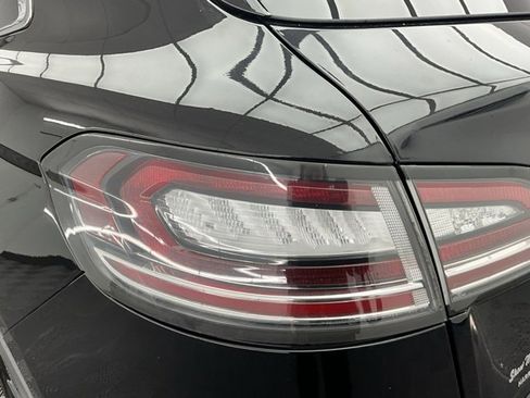 Used 2020 Lincoln Nautilus Reserve w/ Monochromatic Package image 23