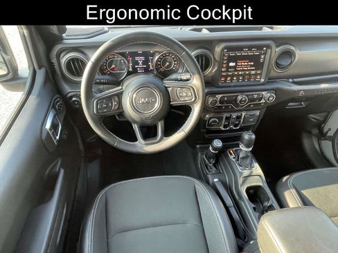 Used 2021 Jeep Wrangler Unlimited Sport image 18