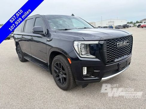 Used 2021 GMC Yukon XL SLT w/ SLT Luxury Plus Package AWD/4WD image 8