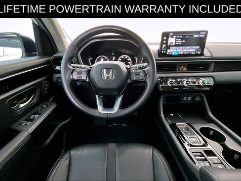 Used 2025 Honda Pilot EX-L image 6