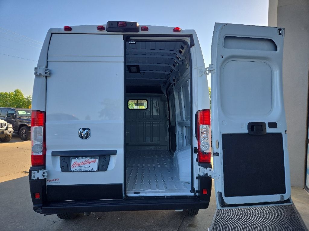Used 2025 RAM ProMaster 2500 w/ Convenience Group FWD image 86