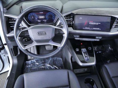Used 2022 Audi Q4 e-tron Premium Plus w/ Premium Plus AWD/4WD image 17