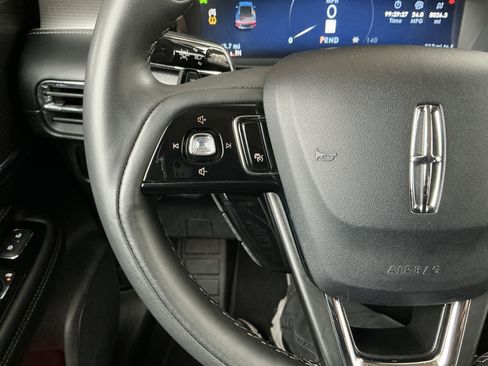 Used 2024 Lincoln Corsair Reserve image 12