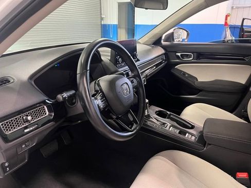 Used 2022 Honda Civic EX image 21