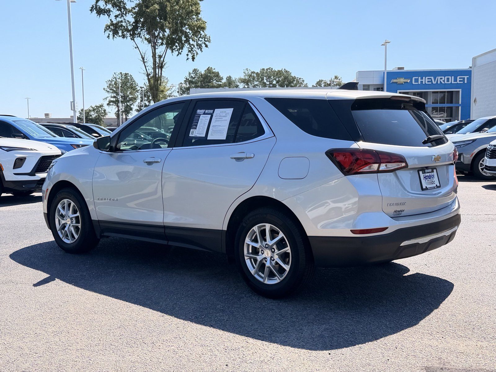 Used 2022 Chevrolet Equinox LT FWD image 10