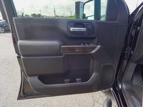 Used 2022 Chevrolet Silverado 2500 LT w/ Midnight Edition AWD/4WD image 20