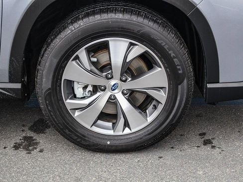 Certified 2024 Subaru Ascent Premium w/ Convenience Package image 10