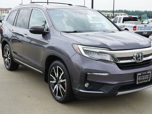 Used 2019 Honda Pilot Touring image 3
