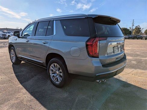 Used 2023 GMC Yukon Denali image 6