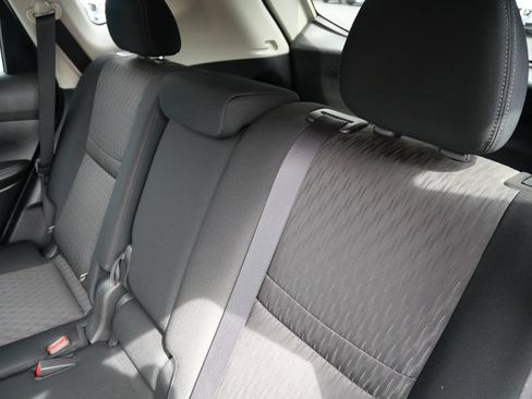Used 2020 Nissan Rogue SV AWD/4WD image 24