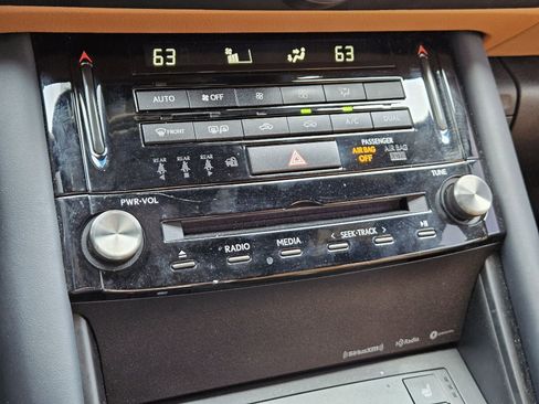 Used 2022 Lexus IS 300 w/ Comfort Package image 18