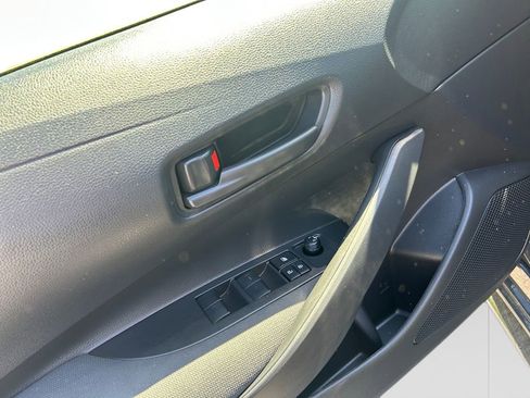 Used 2026 Toyota Corolla LE FWD image 11