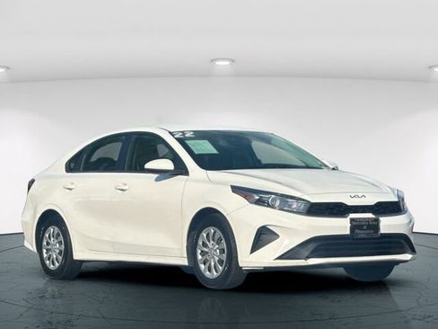 Used 2022 Kia Forte Sedan image 9