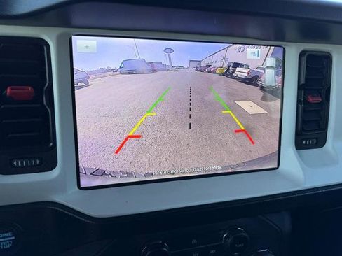 Certified 2024 Ford Bronco Heritage Edition image 21