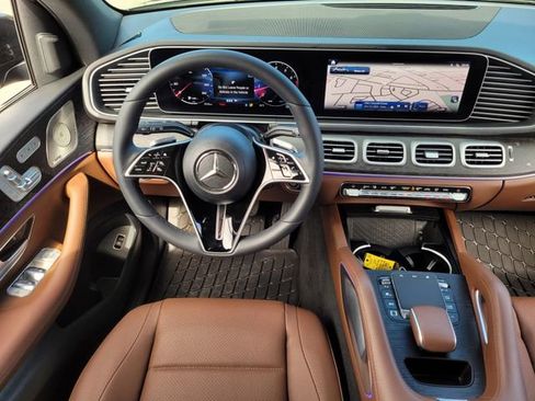 Used 2025 Mercedes-Benz GLE 350 4MATIC image 13