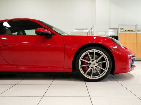 Used 2020 Porsche 911 Carrera S RWD image 21