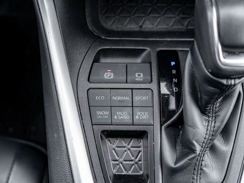 Certified 2023 Toyota RAV4 XLE Premium AWD/4WD image 28