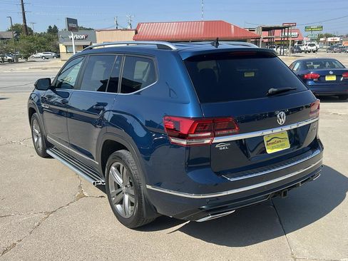 Used 2019 Volkswagen Atlas SEL R-Line AWD/4WD image 5