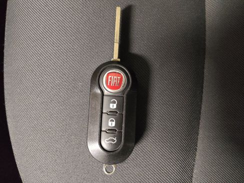 Used 2016 FIAT 500 Pop FWD image 32