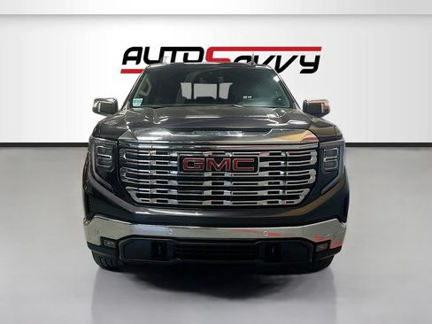 Used 2023 GMC Sierra 1500 SLT w/ SLT Premium Package AWD/4WD image 2