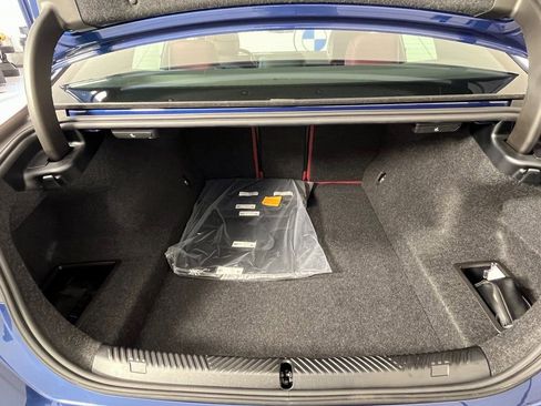 Certified 2025 BMW 530i xDrive image 18