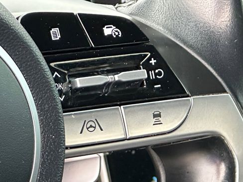 Used 2023 Hyundai Santa Cruz SEL Premium image 23