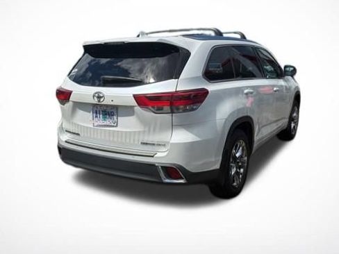Used 2019 Toyota Highlander Limited Platinum AWD/4WD image 6