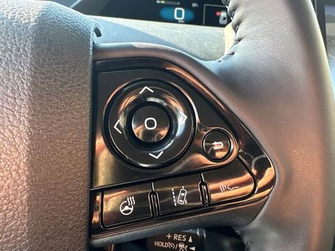 Certified 2021 Toyota Prius Prime Limited image 32