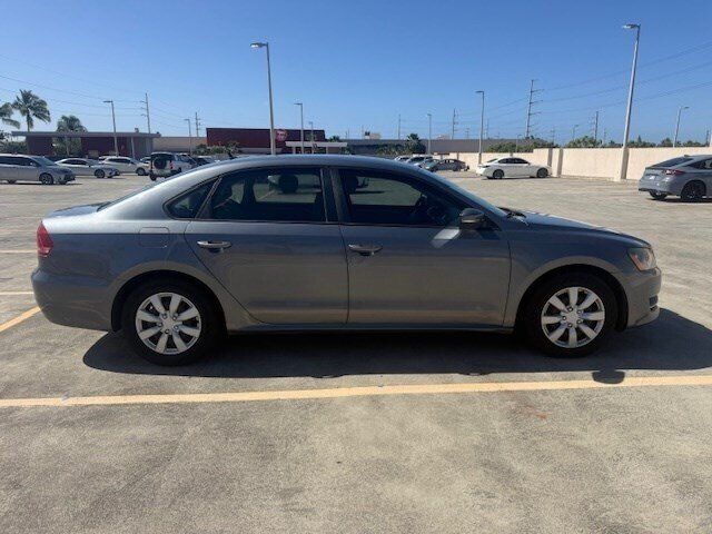 Used 2014 Volkswagen Passat 1.8T S FWD image 7