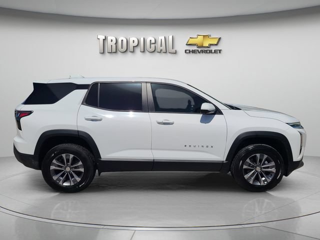 New 2026 Chevrolet Equinox LT w/ Safety and Technology Package FWD image 6